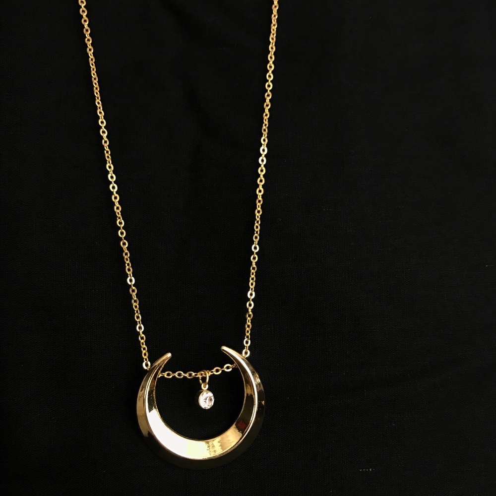 Long necklace